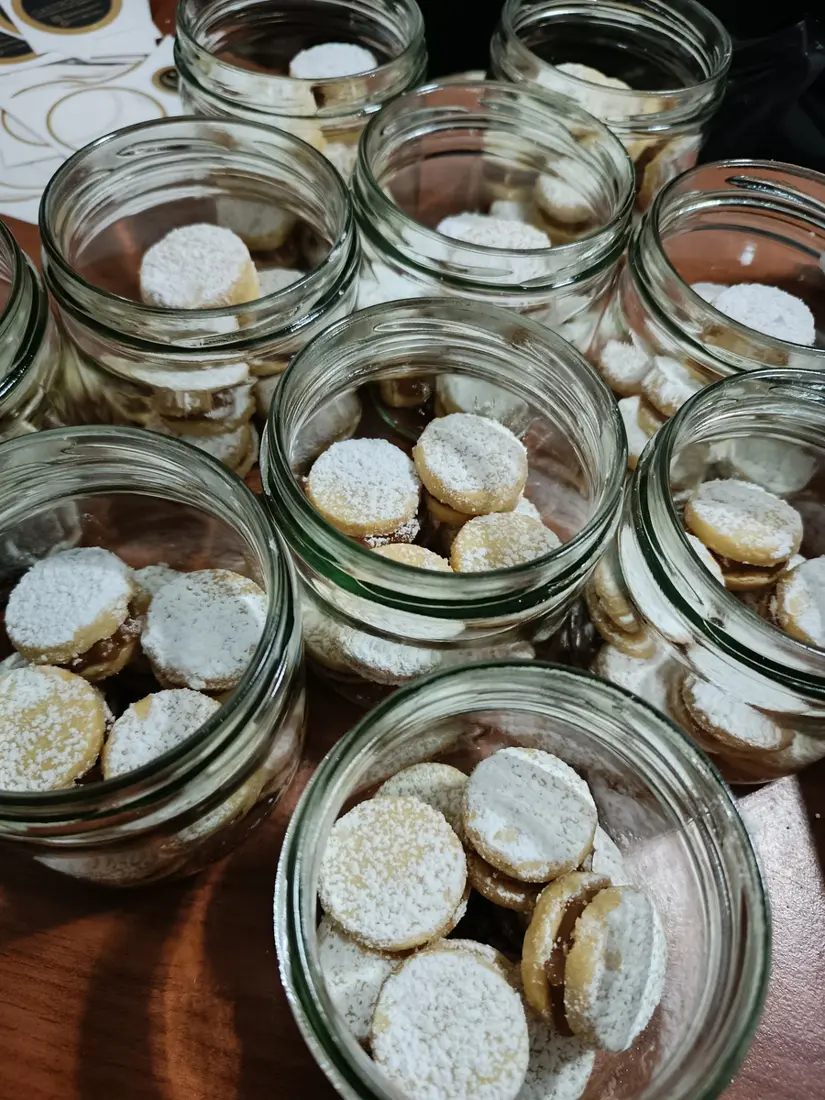 Galletas artesanales en frascos de vidrio